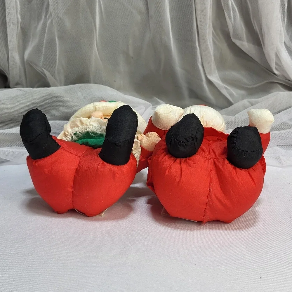 Santa & Mrs Claus 7in Nylon Puffy Stuffed Christmas Plush Table Decor VTG 1993